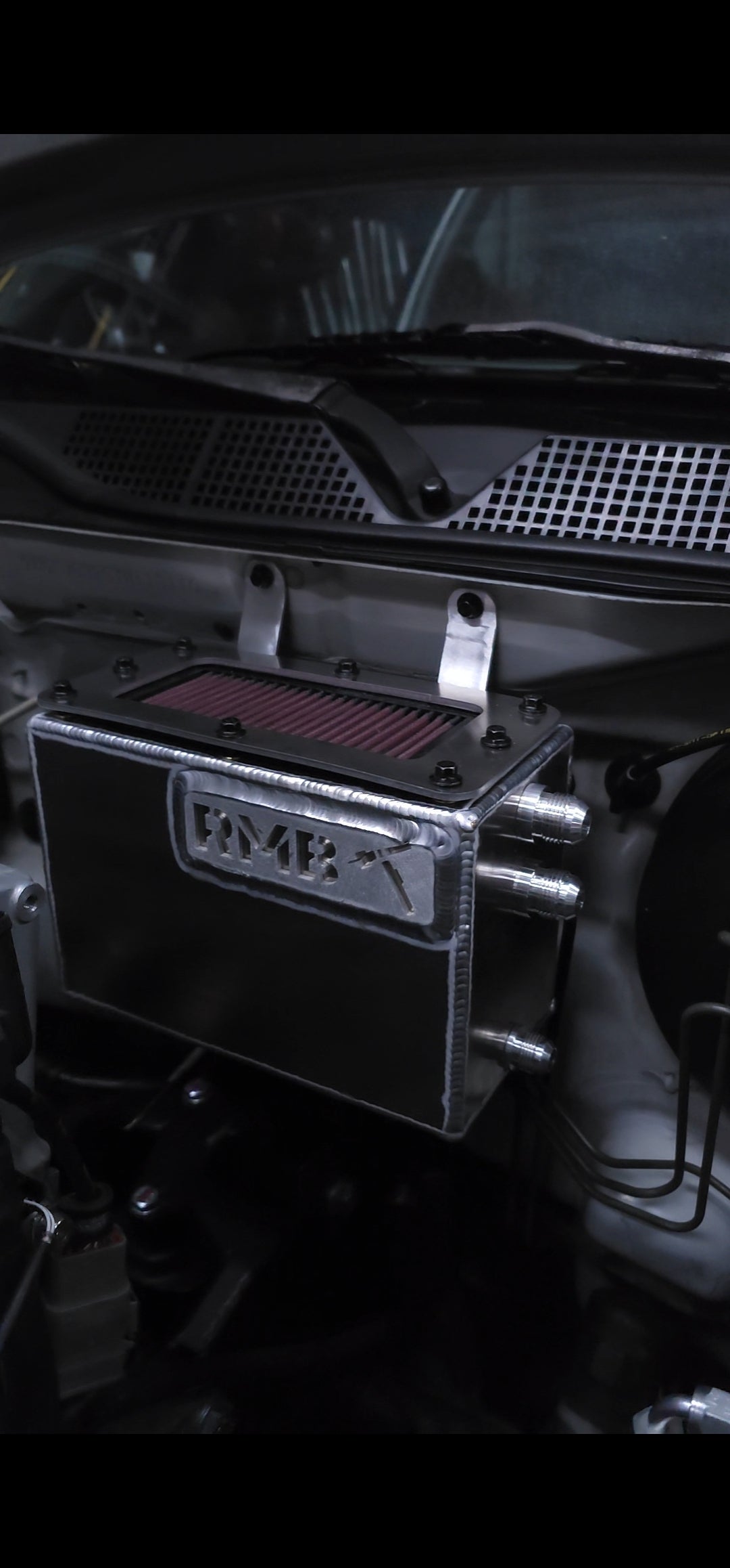 RMB Universal Street/Track Catch Can